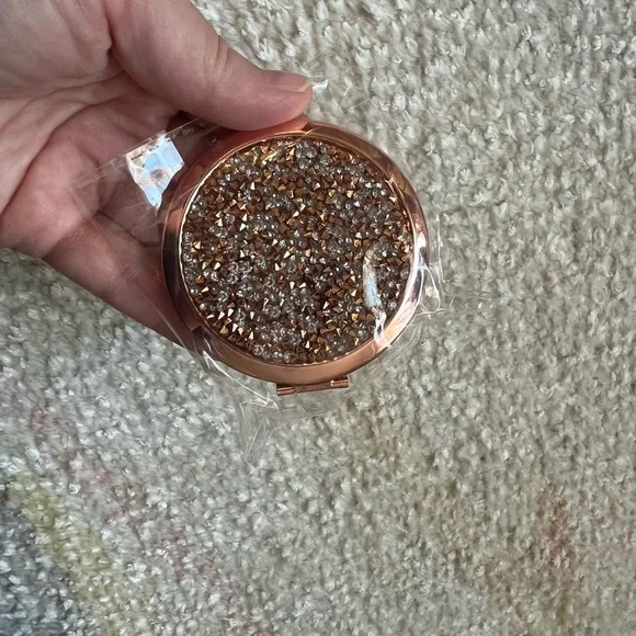 NEW Elegant Inspirational Compact Mirror with Rhinestones - Picture 8 of 8